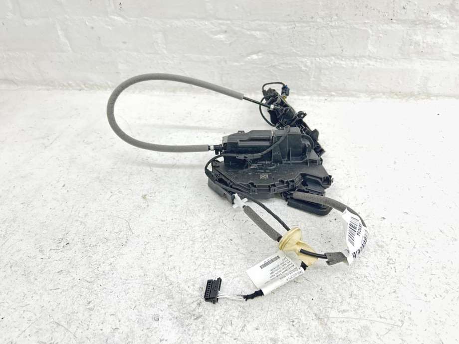 Låsekasse høyre foran til VW ID.BUZZ 2022-->> (5TB 837 016 D|)