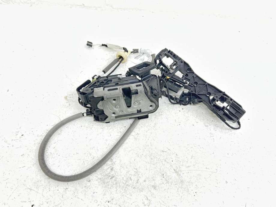 Låsekasse høyre foran til VW ID.BUZZ 2022-->> (5TB 837 016 D|)