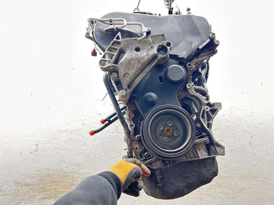 Motor diesel til VW Passat 2015-2019 (Fase 1) (B8) (B8) (04L 100 090 H|)