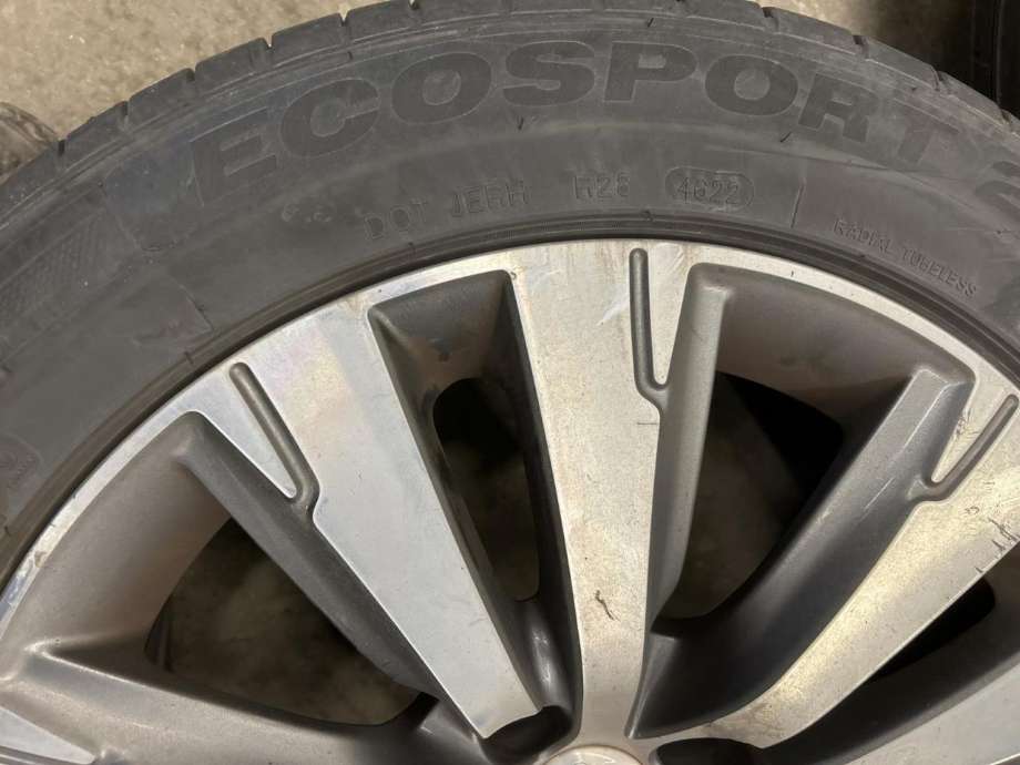 Hjulsett aluminium sommer til Peugeot 3008 2009-2016 (Type I)  (9802467377|)