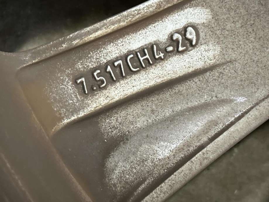Hjulsett aluminium sommer til Peugeot 3008 2009-2016 (Type I)  (9802467377|)