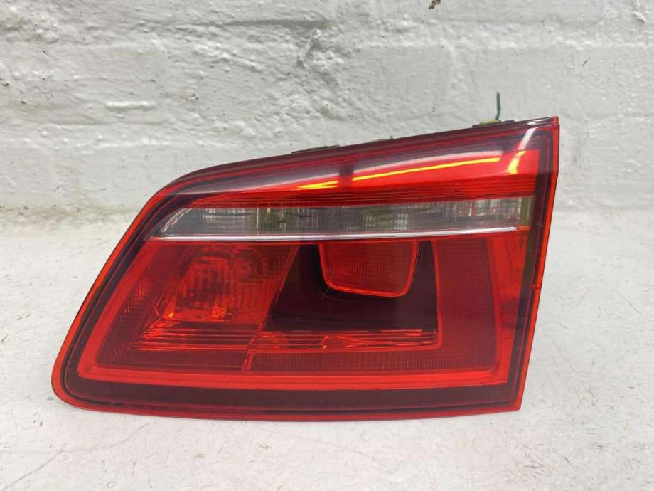 Baklykt høyre indre til VW Golf Sportsvan, 2014-2018  (510 945 094 M)