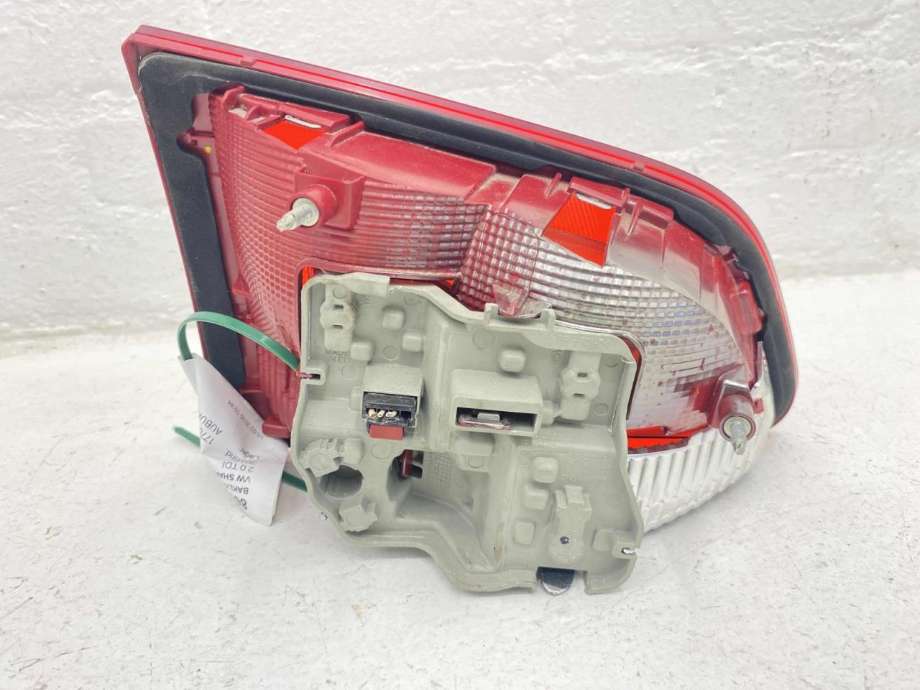 Baklykt høyre indre til VW Sharan 2010-->> (Type II)  (7N0 945 094 K|)