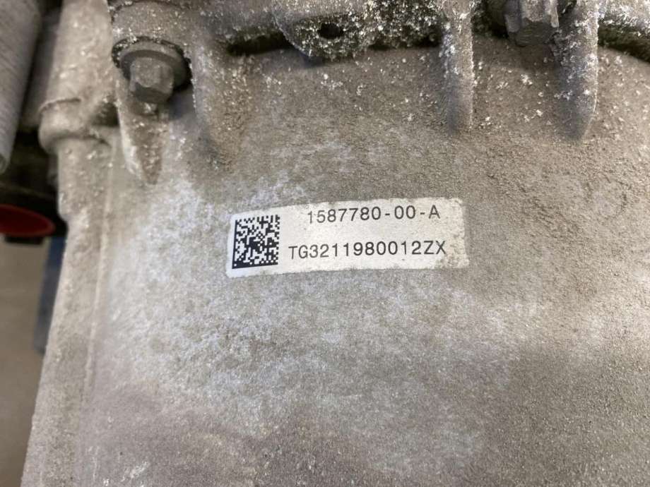 Motor elbil bak til Tesla Model Y 2021-2024 (Type I)  (1672096-00-C|)