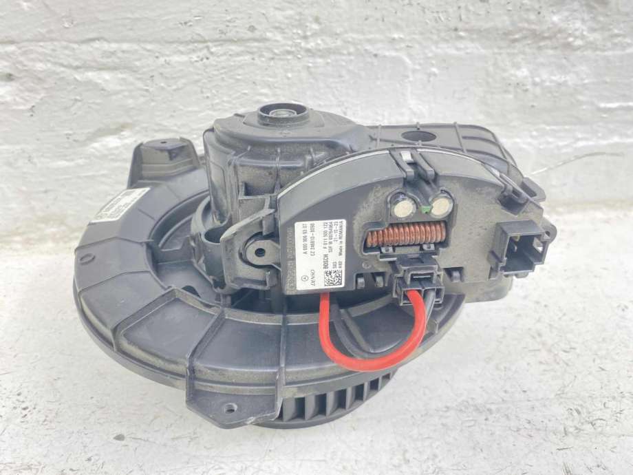 Varmeapparat motor til Mercedes Sprinter 2018-->> (907/910) (907/910) (A 000 830 79 02|)