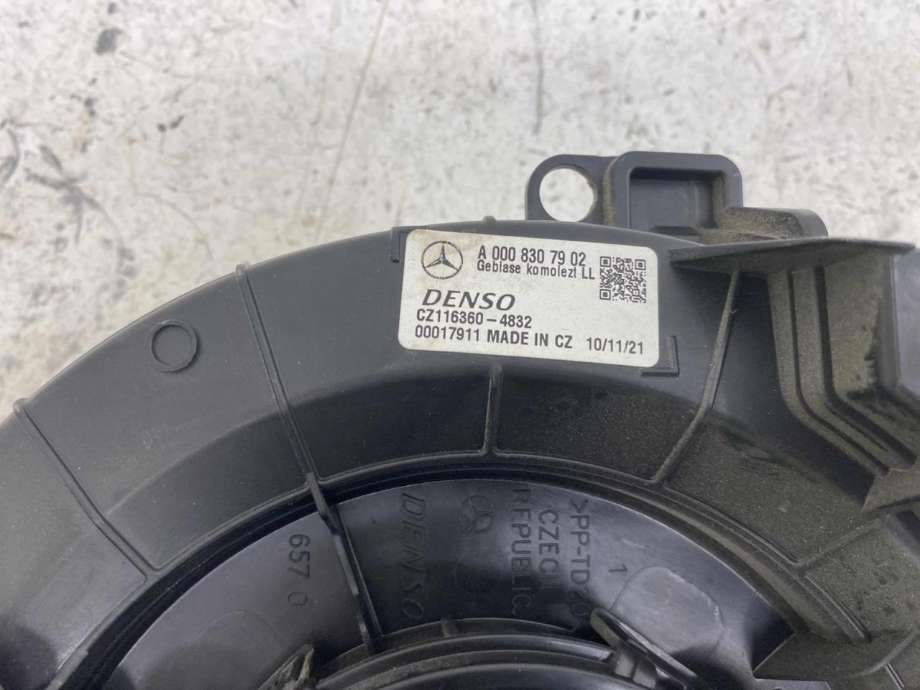 Varmeapparat motor til Mercedes Sprinter 2018-->> (907/910) (907/910) (A 000 830 79 02|)