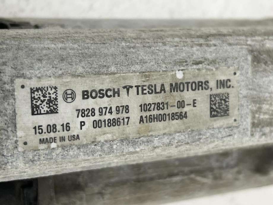 Tannstang elektrisk til Tesla Model X 2016-->> (1027831-00-E|)