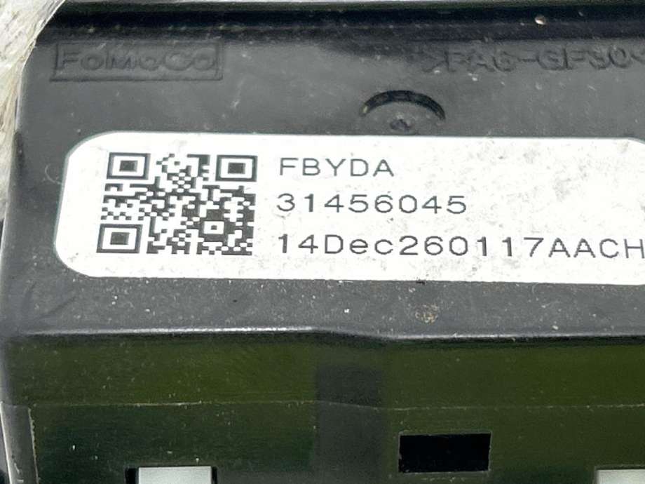 Bryter blink til Volvo XC70 2014-2016 (Type II, Fase 2) (31456045|)
