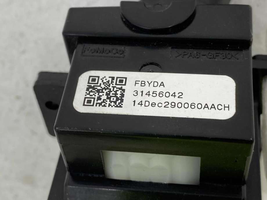 Bryter visker til Volvo XC70 2014-2016 (Type II, Fase 2) (31456042|)