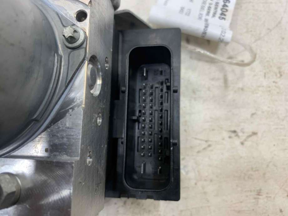 ABS sentral til BMW 3-Serie 2005-2011 (E90/E91/E92/E93) (E90/E91/E92/E93) (34 51 6 795 394|)