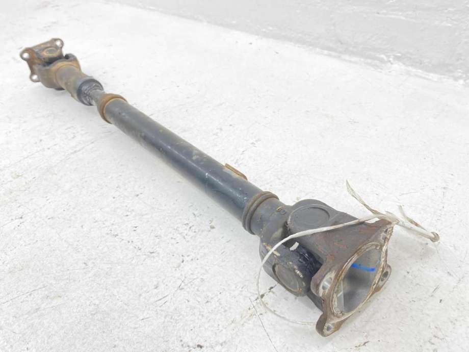Mellomaksel fremre til Isuzu D-Max 2021-->> (Type III) (8983951760|)