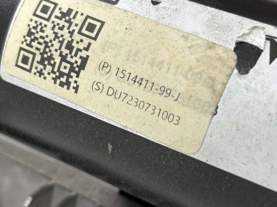 Hengerfeste til Tesla Model Y 2024-->> (Type II) (1514411-99-J|)