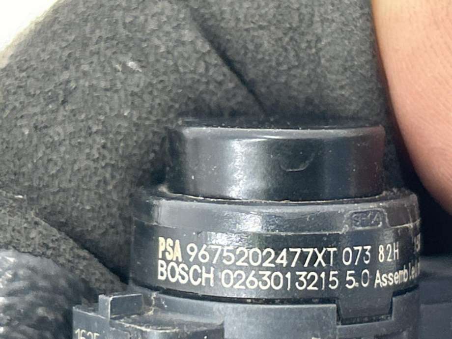 Parkeringssensor bak til Peugeot 2008 2013-2019 (Type I)  (16 099 810 80|)