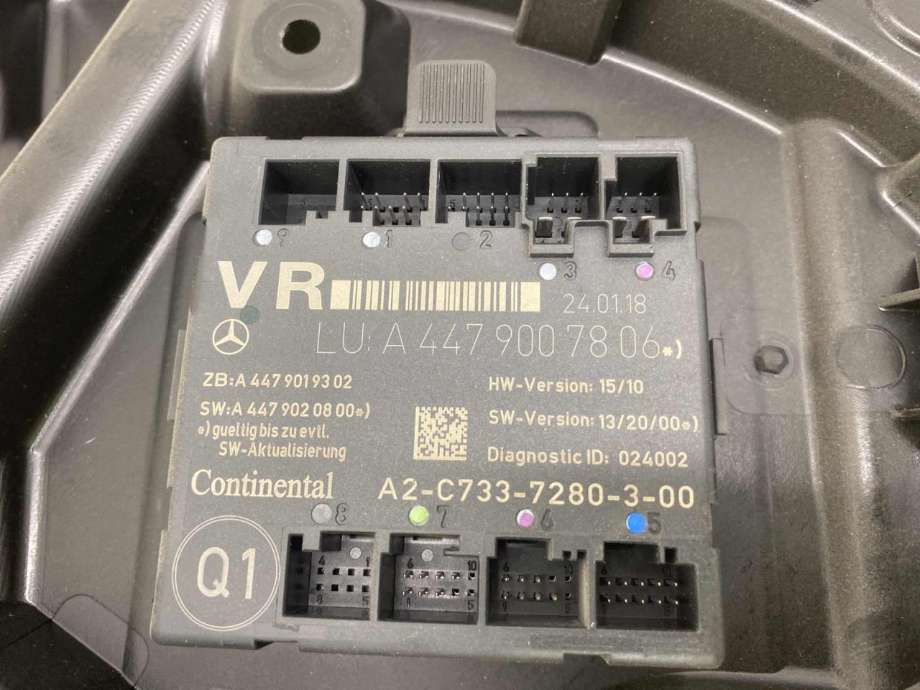 Ruteheis høyre foran til Mercedes Vito 2014-->> (W447) (W447) (A 447 720 40 00|)