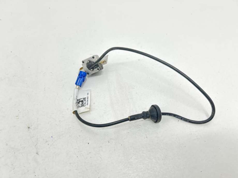 Parkeringskamera bak til Tesla Model S 2016-2021 (Fase 2)  (1061269-00-C|)