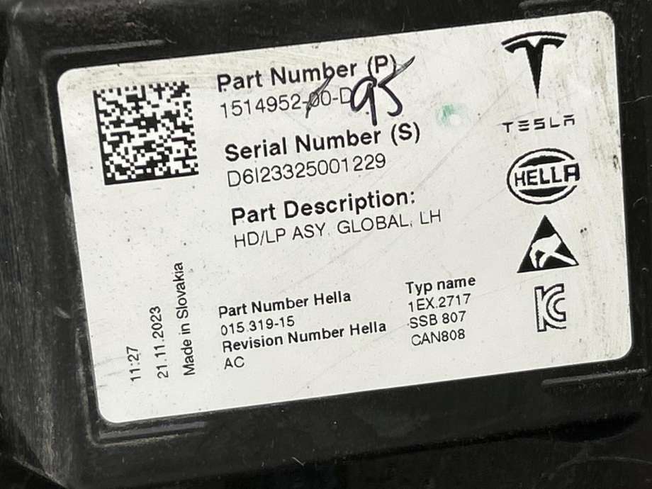 Frontlykt venstre full-LED til Tesla Model Y 2021-2024 (Type I) (1514952-00-D|1514952-00-C|1514952-00-E)