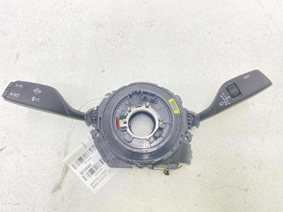 Bryter combi til BMW 3-Serie 2012-2018 (F30/F31/F34) (F30/F31/F34) (61 31 5 A32 CD5|)