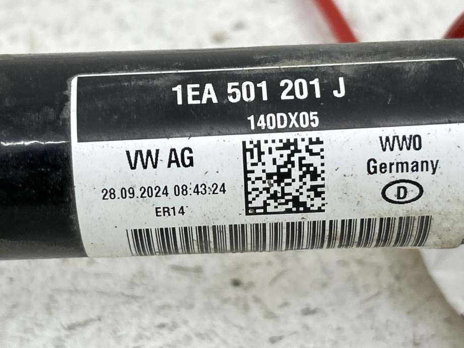 Drivaksel venstre bak, elbil til VW ID.3 2020-->> (1EA 501 201 J|)