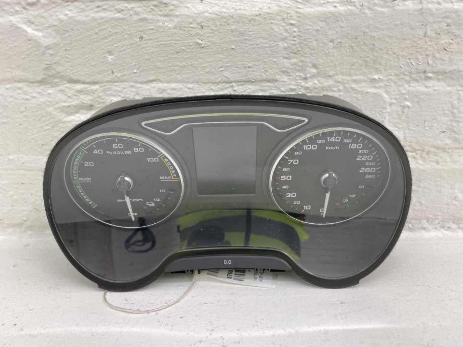 Instrumentpanel til Audi A3, 2012-2016 (Type III, Fase 1)  (8V0 920 872 K)