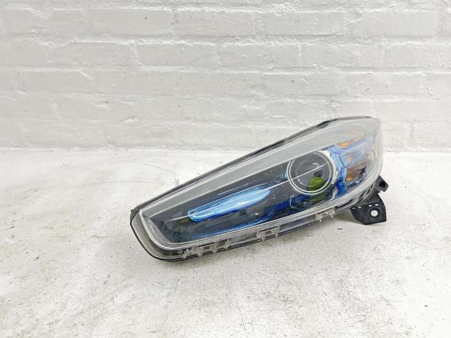 Frontlykt venstre halogen til Renault Zoe 2013-2019 (Fase 1) (26060 5036R|)
