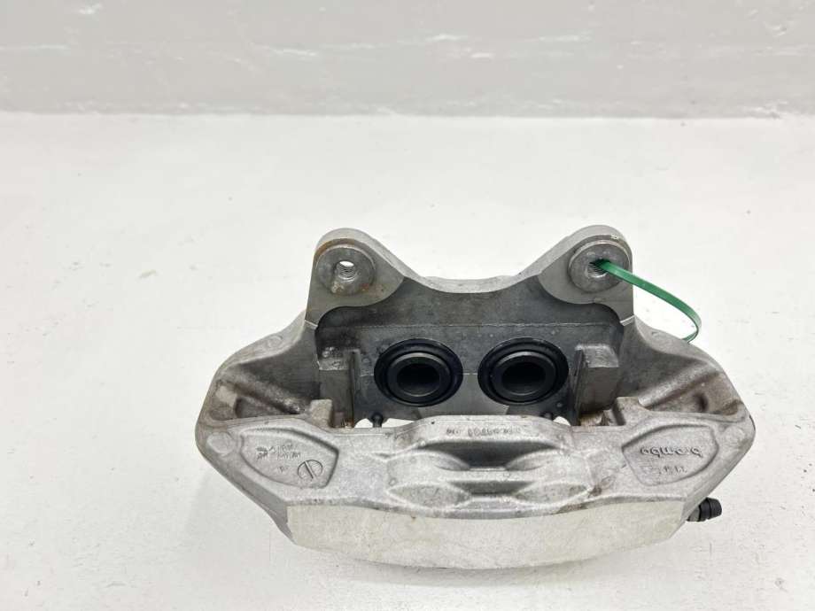 Bremsecaliper venstre foran til Tesla Model Y 2021-2024 (Type I)  (8008280-00-A|)