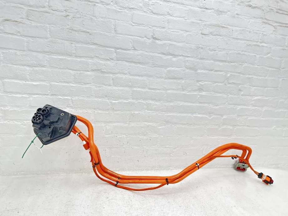 Batterilader inntak/luke til Tesla Model 3 2024-->> (Fase 2) (1490374-20-G|)