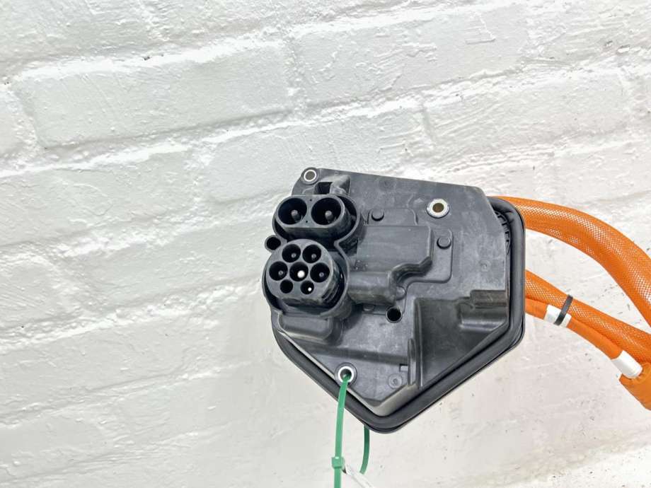 Batterilader inntak/luke til Tesla Model 3 2024-->> (Fase 2) (1490374-20-G|)