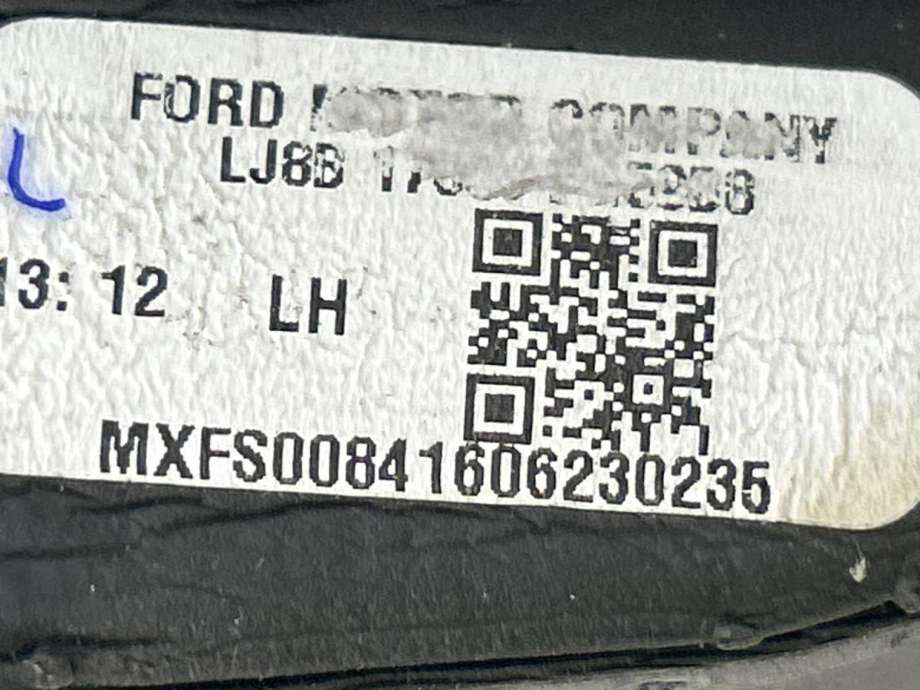 Speil venstre til Ford Mustang Mach-e 2020-->>  (2547108|LJ8B 17E715 PG5YZ9|)