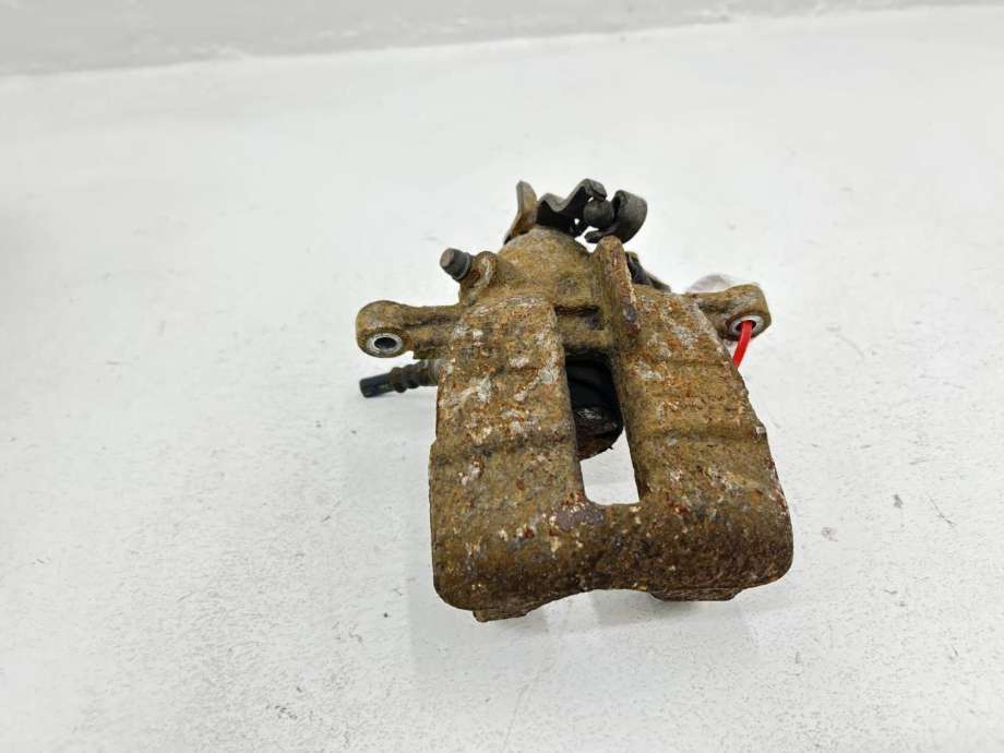 Bremsecaliper venstre bak til VW Transporter / Caravelle 2019-->> (T6.1) (T6.1) (7H0 615 423 A|)
