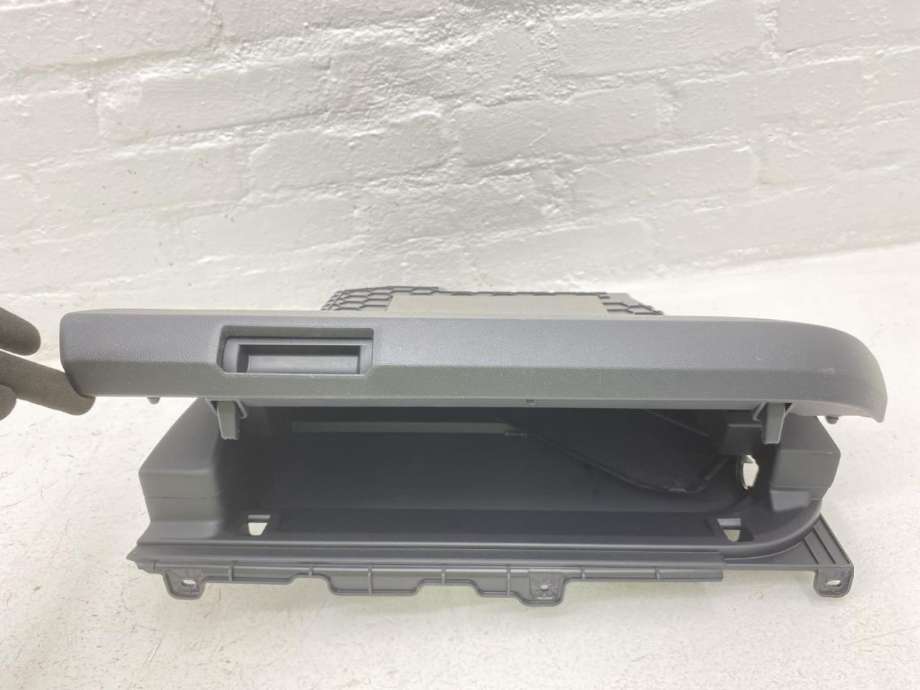 Hanskerom til Ford Transit Custom 2023-->> (Type II)  (2773595|PZ31 10A894 AG319W|)