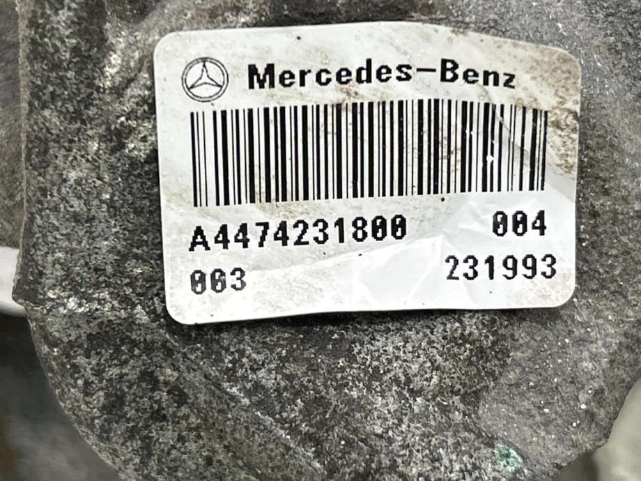 Bremsecaliper venstre bak til Mercedes EQV 2020-->> (W447) (W447) (A 447 420 80 00|)