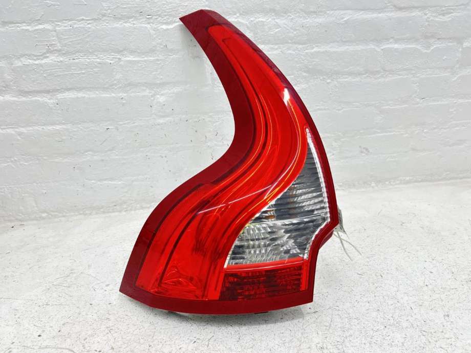Baklykt venstre til Volvo XC60, 2008-2013 (Type I, Fase 1) (31290683)