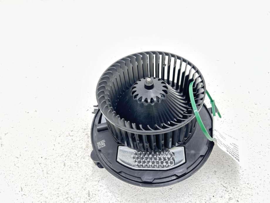 Varmeapparat motor til Škoda Superb 2015-->> (Type III) (5WB 819 021 D|3Q1 819 021 C|)