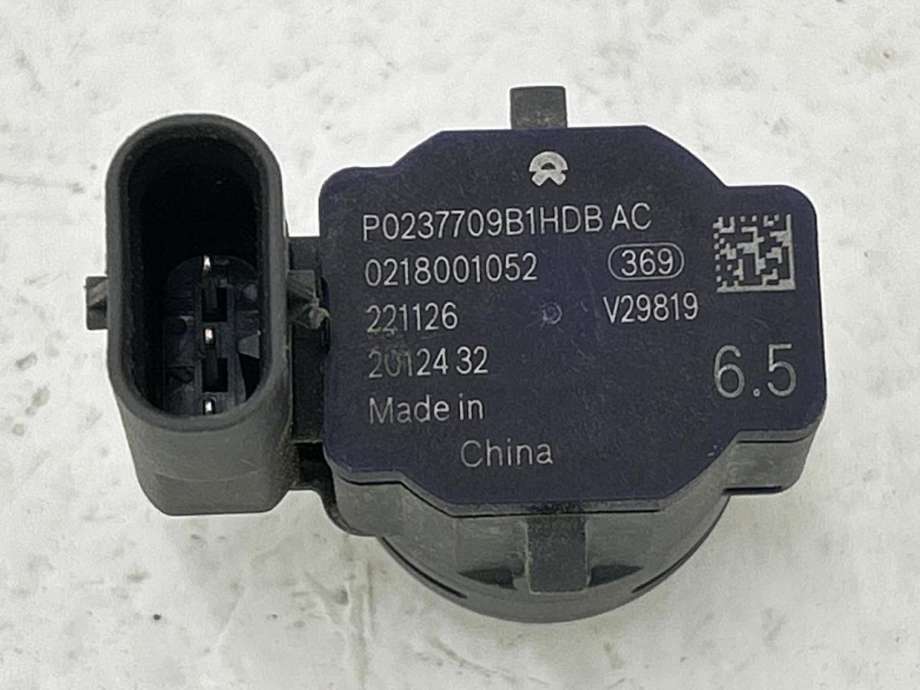 Parkeringssensor bak til NIO ET5 2023-->>  (P0237709B1HDB AC|)