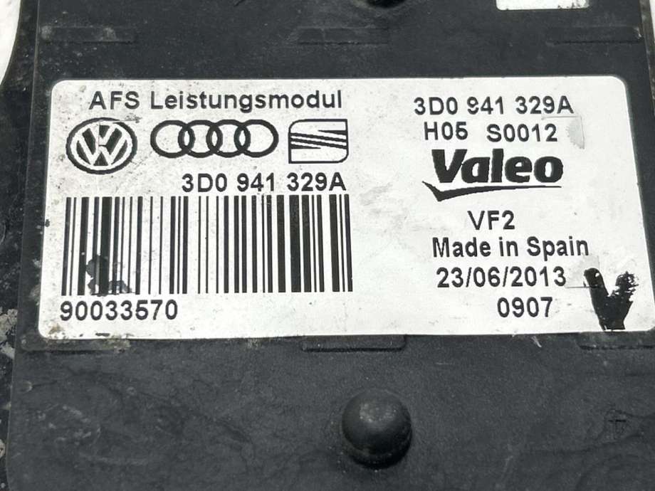 Styreenhet xenon/ballast til VW Golf VII 2012-2017 (Fase 1)  (3D0 941 329 D|)