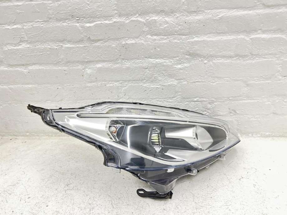 Frontlykt høyre halogen til Peugeot 208 2012-2019 (Type I)  (98 108 058 80|16 853 527 80|)