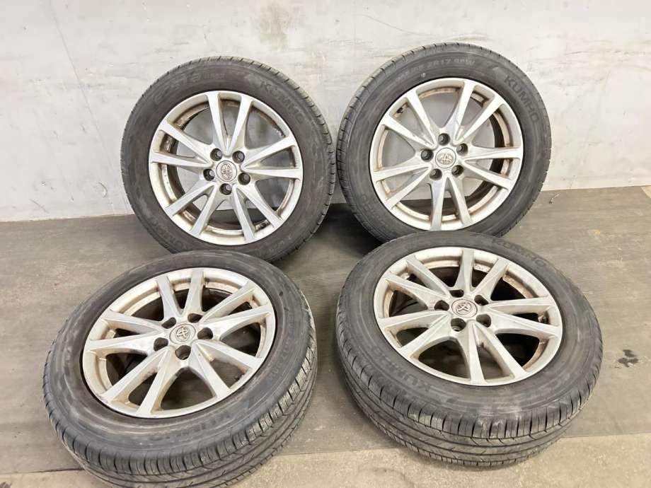 Hjulsett aluminium sommer til Toyota Avensis 2009-2015 (Type III, Fase 1) (KUMHO|)