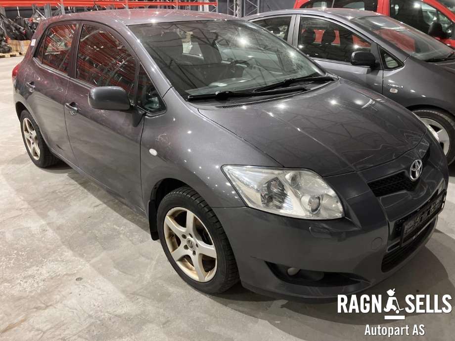 Toyota Auris 2010-2012 (Type I, Fase 2) , Motorkode: 1NR-FE, Girkassekode: 