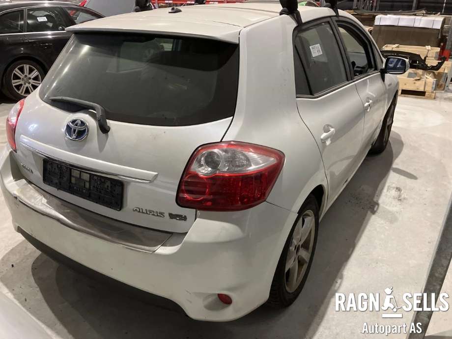 Toyota Auris 2010-2012 (Type I, Fase 2) , Motorkode: 2ZR-FXE, Girkassekode: 