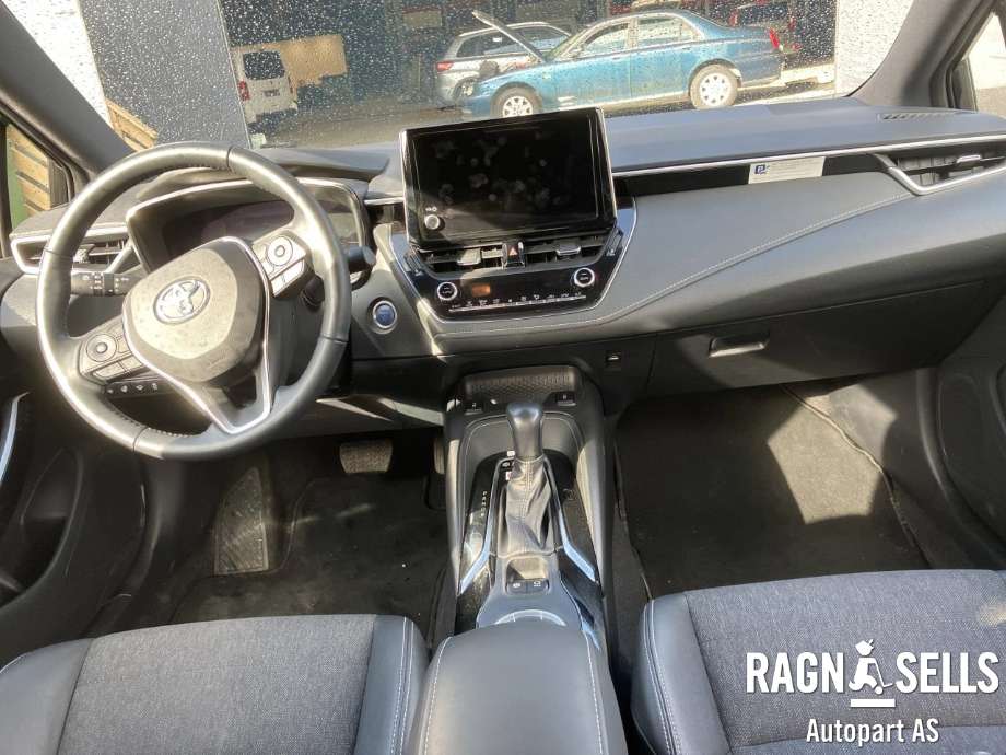 Toyota Corolla 2019-->> , Motorkode: 2ZR-FXE|1NM, Girkassekode: P610
