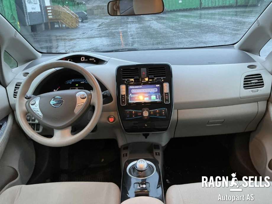 Nissan Leaf 2011-2017 (Type I) , Motorkode: EM61, Girkassekode: 