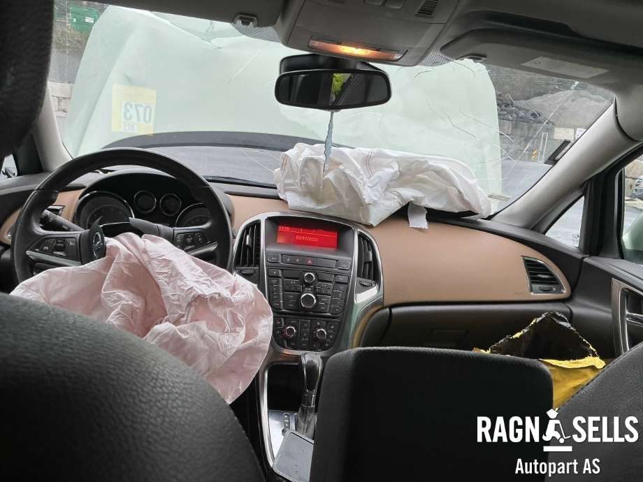 Opel Astra J 2010-2015 , Motorkode: A14NET, Girkassekode: 