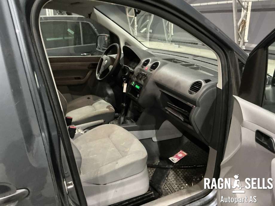 VW Caddy 2010-2015 (Type III, Fase 2) , Motorkode: BLS, Girkassekode: LFZ
