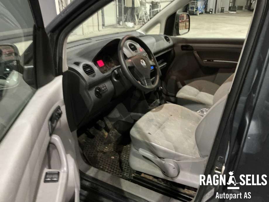 VW Caddy 2010-2015 (Type III, Fase 2) , Motorkode: BLS, Girkassekode: LFZ