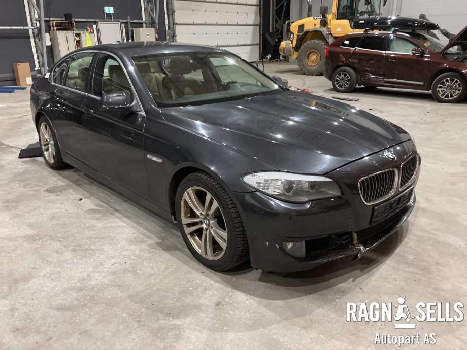 BMW 5-Serie 2010-2017 (F10/F11) (F10/F11), Motorkode: N47-D20C, Girkassekode: GA8HP45Z