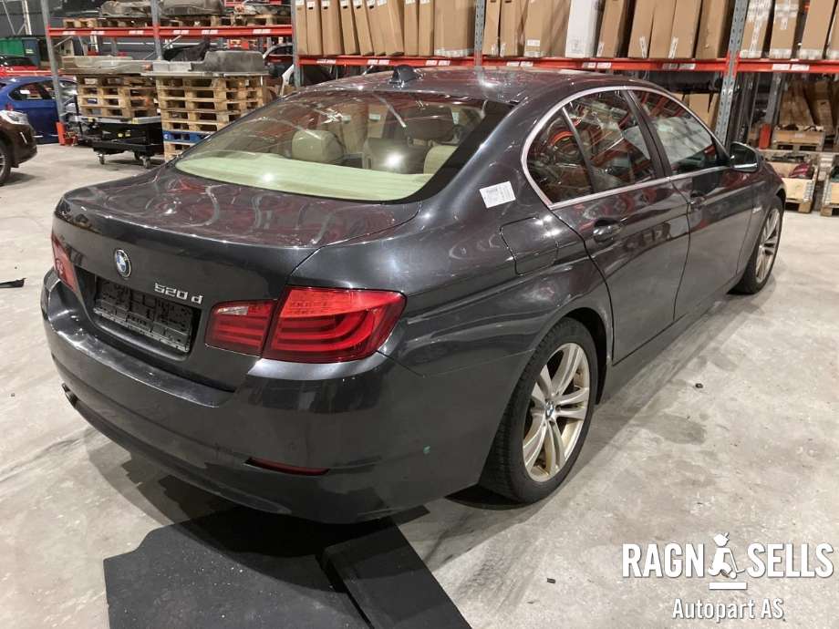 BMW 5-Serie 2010-2017 (F10/F11) (F10/F11), Motorkode: N47-D20C, Girkassekode: GA8HP45Z