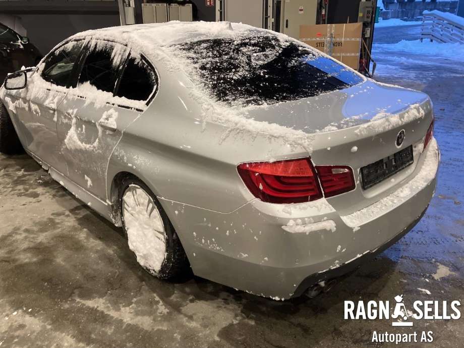 BMW 5-Serie 2010-2017 (F10/F11) (F10/F11), Motorkode: N47D20C, Girkassekode: GA8HP45Z