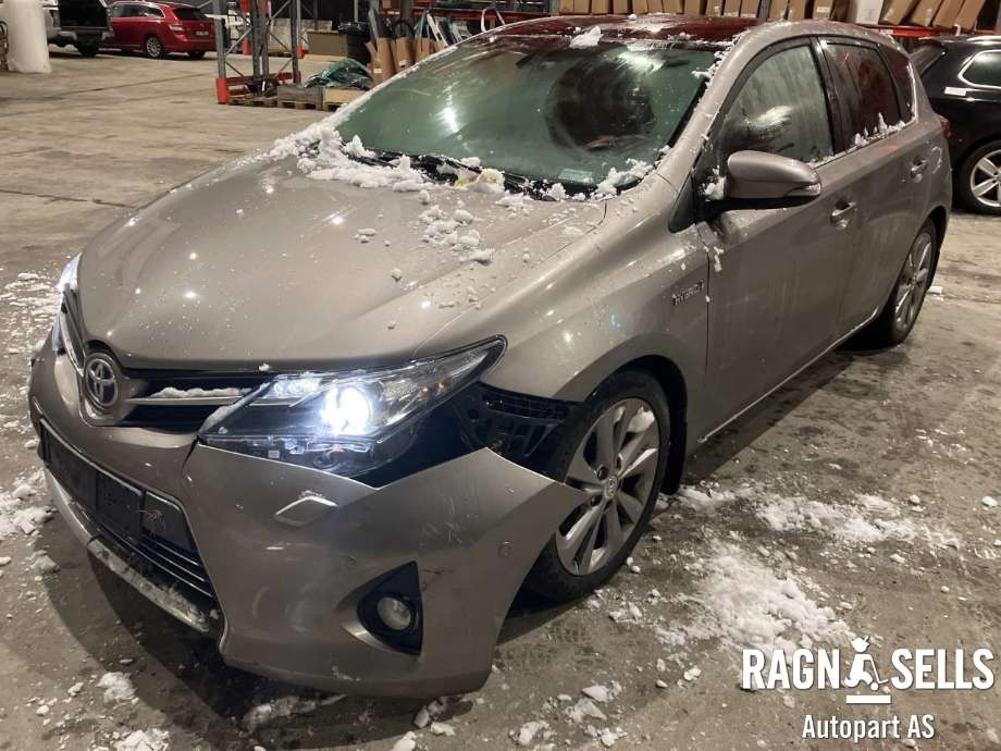 Toyota Auris 2013-2015 (Type II, Fase 1) , Motorkode: 2ZR-FXE, Girkassekode: 