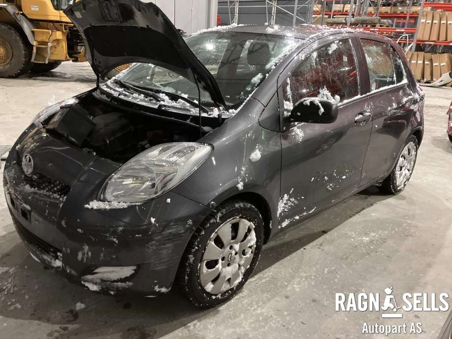 Toyota Yaris 2009-2011 (Type II, Fase 2) , Motorkode: 1KR-FE, Girkassekode: