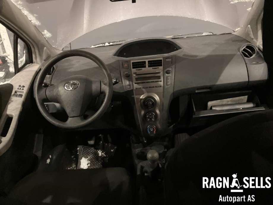 Toyota Yaris 2009-2011 (Type II, Fase 2) , Motorkode: 1KR-FE, Girkassekode: